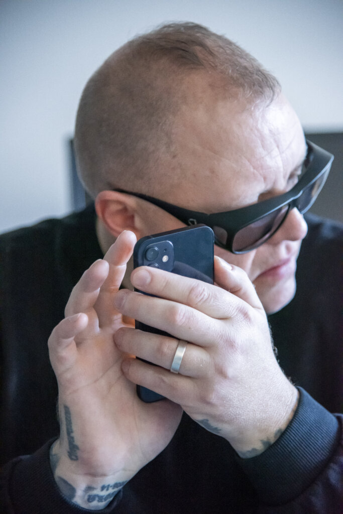 Morten &oslash;ver VoiceOver p&aring; sin mobil